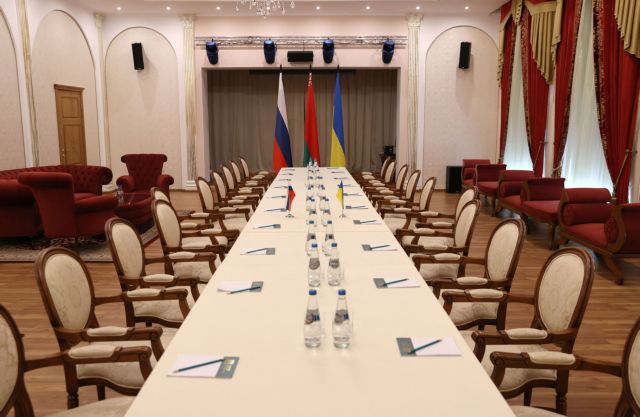 Πόλεμος στην Ουκρανία: Το βράδυ ο νέος γύρος διαπραγματεύσεων