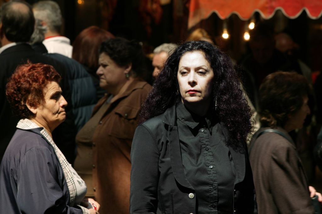 Η Χρύσα Καψούλη σκηνοθετεί την παράσταση «Μένγκελε, όνειρο για δύο πρόσωπα σε ένα βαγόνι»