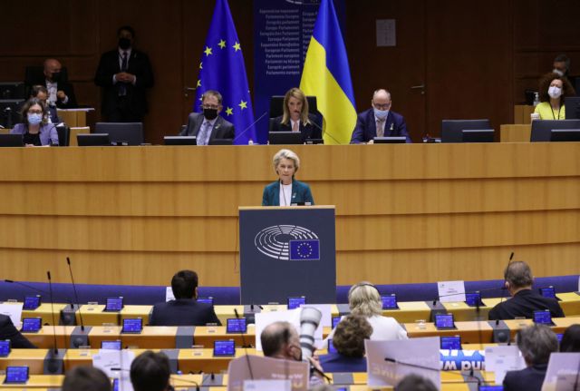 Φον ντερ Λάιεν, Σαρλ Μισέλ: «Ο Πούτιν ένωσε ΕΕ και ΝΑΤΟ – Να εξετάσουμε σοβαρά την ένταξη της Ουκρανίας» | tanea.gr