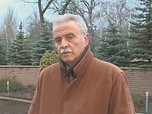 «Οι δρόμοι είναι άδειοι… ακούγονται εκρήξεις»