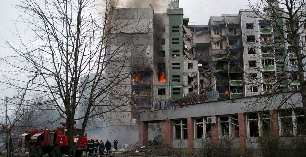 Πόλεμος στην Ουκρανία: Σοκαριστικό βίντεο με την αιματοχυσία αμάχων στο Τσερνίγκοφ