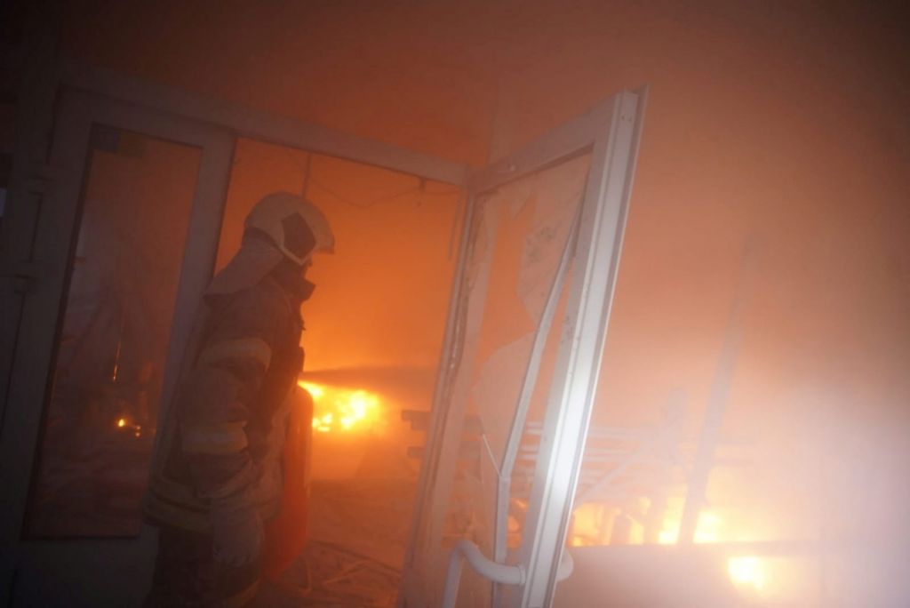 Κόλαση στο Κίεβο με εκρήξεις και νεκρούς