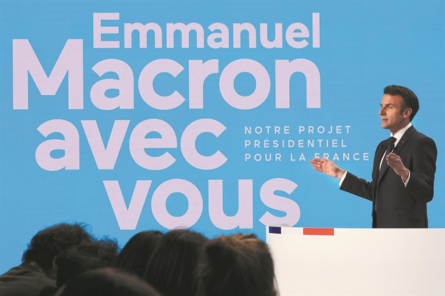 Μανιφέστο σε τρεις άξονες από τον Εμανουέλ Μακρόν