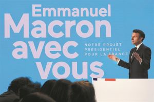 Μανιφέστο σε τρεις άξονες από τον Εμανουέλ Μακρόν