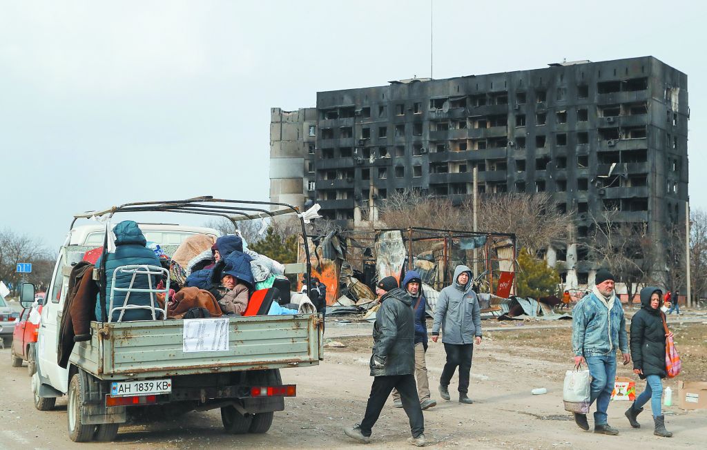 Πόλεμος χωρίς τέλος, διπλωματία χωρίς λύσεις