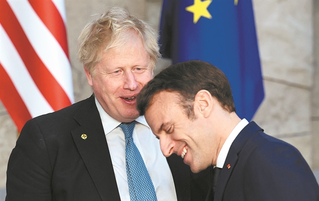 Γιατί ο Μπόρις αγωνιά για το αποτέλεσμα των γαλλικών εκλογών;