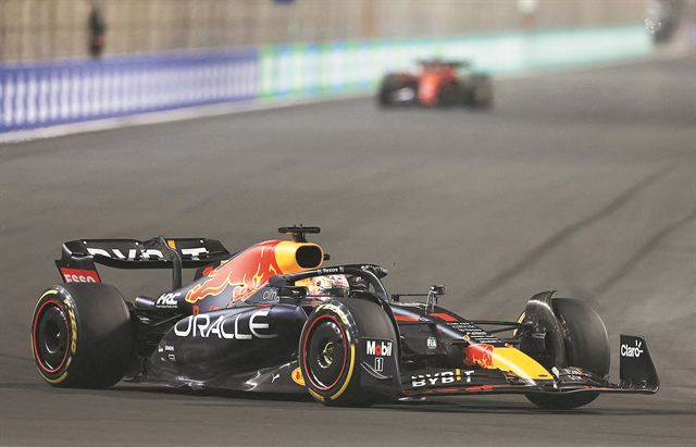 «Οταν οδήγησα μονοθέσιο για πρώτη φορά, τρόμαξα!»