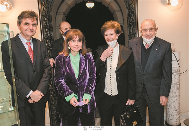 Η έκθεση του Νίκου Εγγονόπουλου…