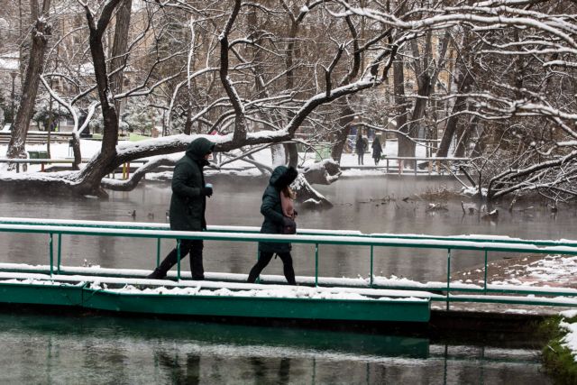 Κακοκαιρία «Φίλιππος»: Χτυπά με χιόνια σε χαμηλά υψόμετρα, ισχυρές βροχές και βοριάδες