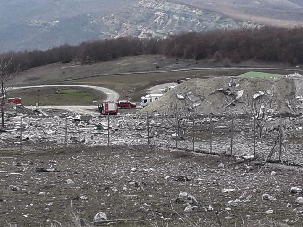 Γρεβενά: Εικόνα Αποκάλυψης, δεν έμεινε τίποτα από τη μονάδα παραγωγής του εργοστασίου