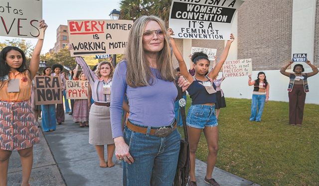 Η μικρή οθόνη γιορτάζει τις γυναίκες