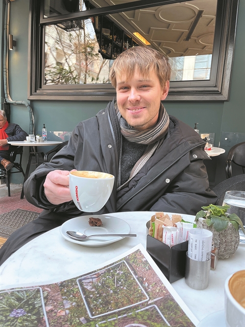 «Στις Κυκλάδες καταλαβαίνεις την αμφισημία του νησιωτικού χώρου»