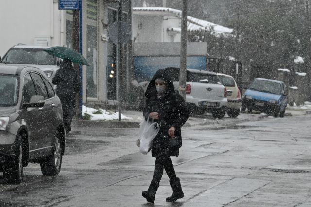 Κακοκαιρία: Βροχές και χιόνια τη Δευτέρα