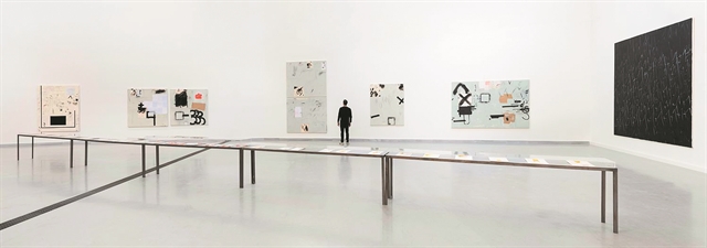 Πέρα από το ορθό και το λάθος