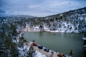 Καιρός: Τέταρτη ημέρα με χαμηλές θερμοκρασίες και τοπικές χιονοπτώσεις