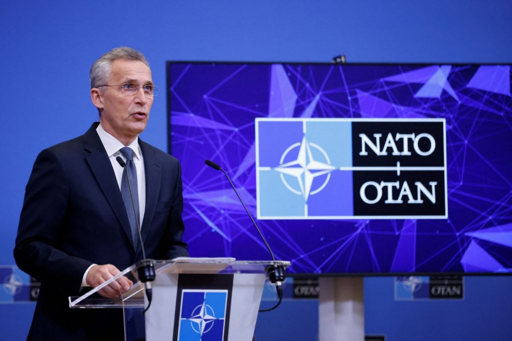 Πόλεμος στην Ουκρανία: «Το ΝΑΤΟ δεν θα παρέμβει στρατιωτικά» λένε Σολτς και Στόλτενμπεργκ