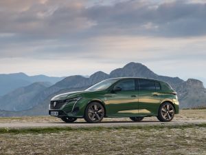 PEUGEOT 308: Αγκαλιά με τον τίτλο Red Dot Award 2022