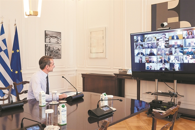 Τοπίο σε εκλογική ομίχλη