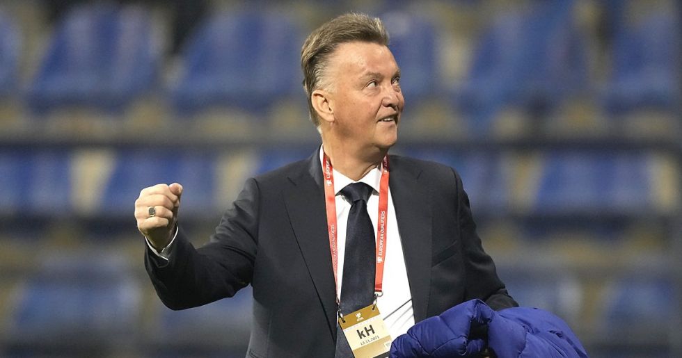 «Εκρηξη» Φαν Χάαλ: «Το Μουντιάλ στο Κατάρ είναι γελοίο, η FIFA νοιάζεται μόνο για τα χρήματα»