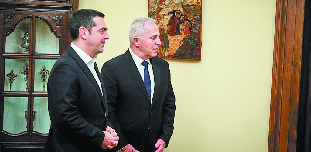 ΣΥΡΙΖΑ: Αγωνία «θεσμικότητας» στην Κουμουνδούρου