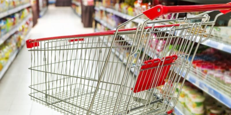 Ακρίβεια: Ράλι ανατιμήσεων σε βασικά προϊόντα – Πόσο αυξήθηκαν μέσα σε ένα μήνα