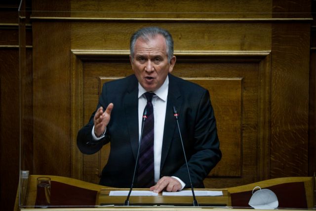 ΚΙΝΑΛ: Το νομοσχέδιο Χατζηδάκη πετάει τους ανέργους εκτός καταλόγων του ΟΑΕΔ