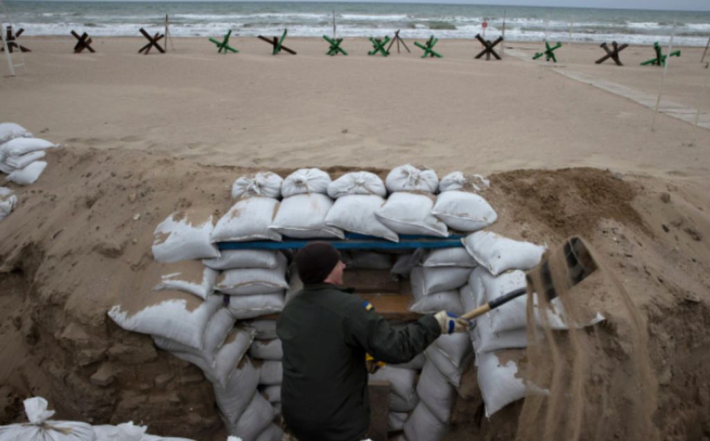 Ουκρανία: Ναυτικός αποκλεισμός της Οδησσού από τους Ρώσους