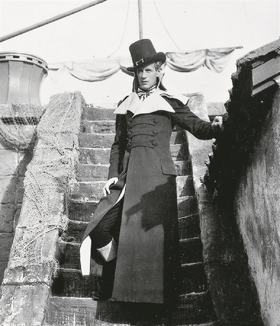 Σκάρλετ Πίμπερνελ, ο πρώτος υπερήρωας