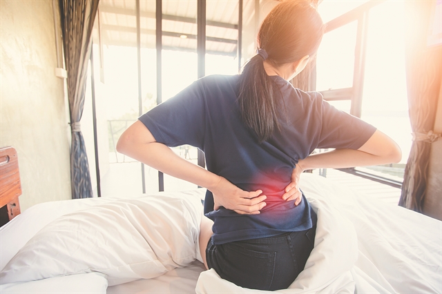 Πόνος στη μέση: Αίτια, συμπτώματα και αντιμετώπιση