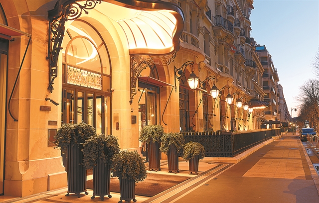 Επίσκεψη στο «πολύχρωμο» Παρίσι…