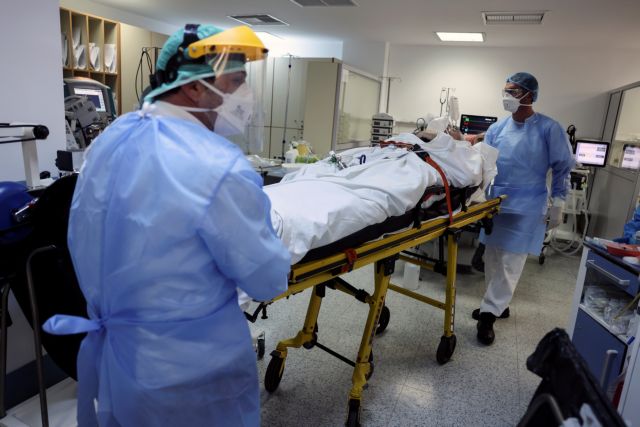 Κοροναϊός: Καμπανάκι με την αύξηση εισαγωγών μέσα σε μία εβδομάδα