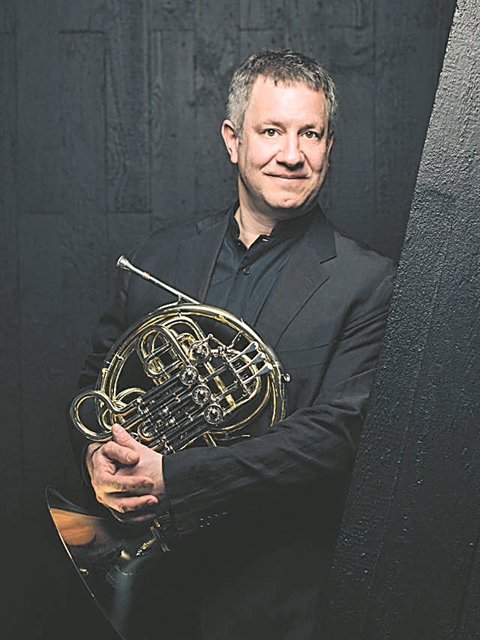 Στραβίνσκι και Σούμαν από την Κρατική Ορχήστρα Αθηνών