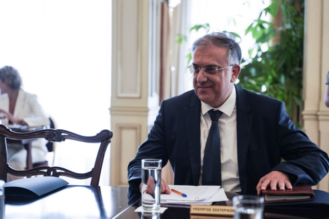 Πρώτη απάντηση της Ελλάδας στη Ζαχάροβα για την «αντιρωσική προπαγάνδα»