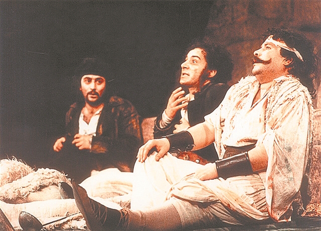 Σβησμένες πλάστρες φωτιές