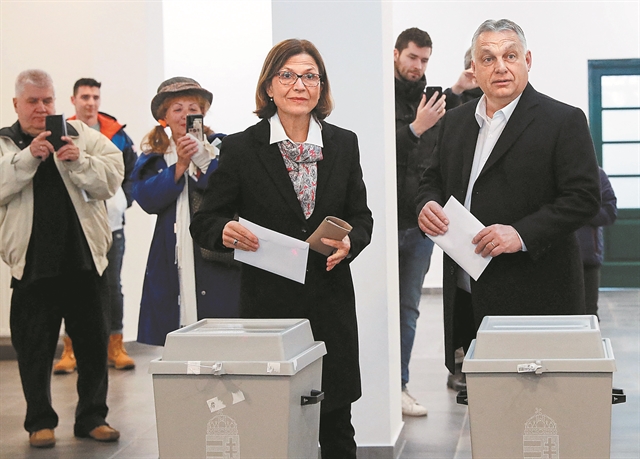 Εκλογική νίκη και πέμπτη θητεία για τον Ορμπαν