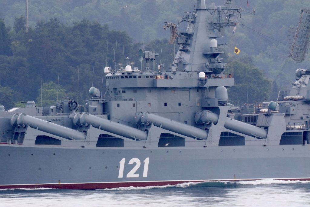 Βυθίστηκε το ρωσικό πλοίο κατά τη ρυμούλκησή του στο λιμάνι της Σεβαστούπολης