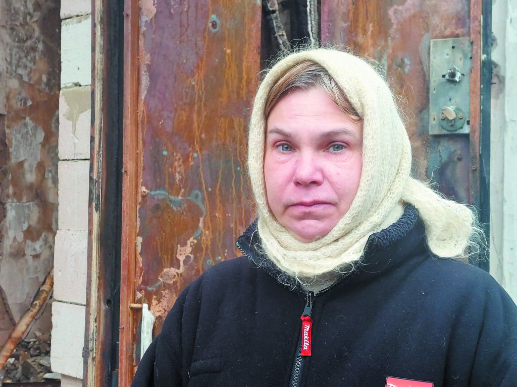 «Βγείτε έξω με τα χέρια ψηλά»