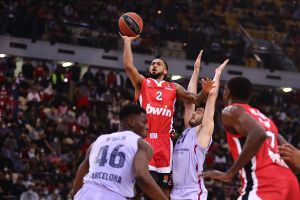 Ολυμπιακός – Μπαρτσελόνα 73-66: Θρύλος για ευρωπαϊκό, «έλιωσε» την Μπάρτσα στο «καμίνι» του ΣΕΦ