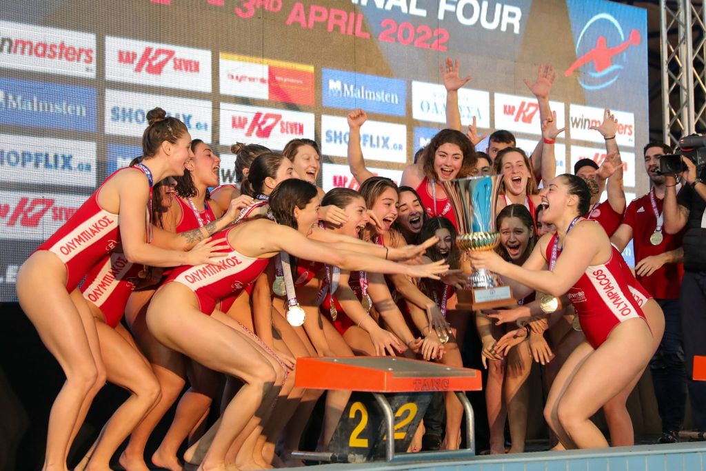 Ο Θρύλος γιγαντώνει τον μύθο του και γράφει ιστορία με 18 διεθνείς τίτλους