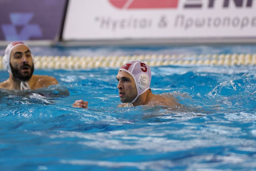 «Ναύαρχος» ο Θρύλος, πήρε το κύπελλο και στους άνδρες