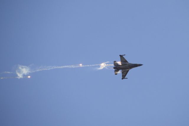 Ακόμη και πάνω από τα Ιμια πέταξαν τουρκικά F-16