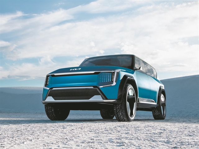 Η ναυαρχίδα επιτίθεται