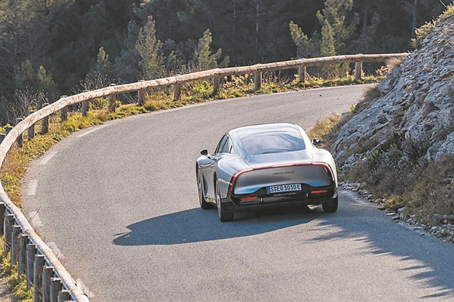 Mercedes EQXX: Ξεπέρασε τα 1.000 χλμ. σε αυτονομία