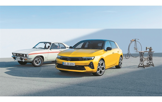 Opel: από τις ραπτομηχανές στα αυτοκίνητα