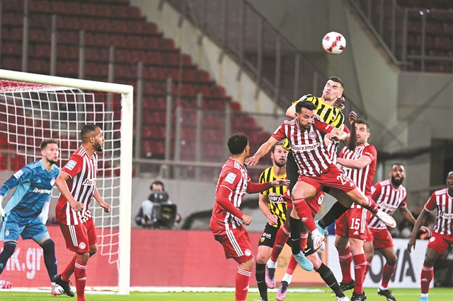 Τα… SOS του Μαρτίνς και ο στόχος της άμυνας