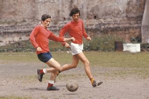 Ολος ο κόσμος είναι μια αλάνα