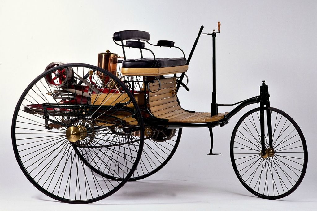 Mercedes-Benz: Μοναδική έκθεση αυτοκινήτου με κλασικά μοντέλα από το 1886 έως και σήμερα