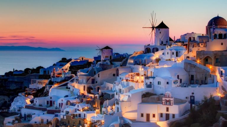Editorial: Bolstering the Greek tourism sector | tanea.gr