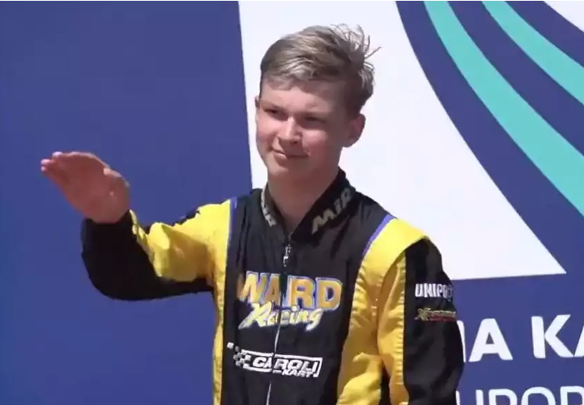 Σάλος με βίντεο που δείχνει 15χρονο Ρώσο αθλητή να κάνει ναζιστικό χαιρετισμό