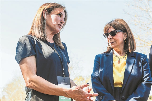 «Φυσική παρουσία σημαίνει αποδοχή»